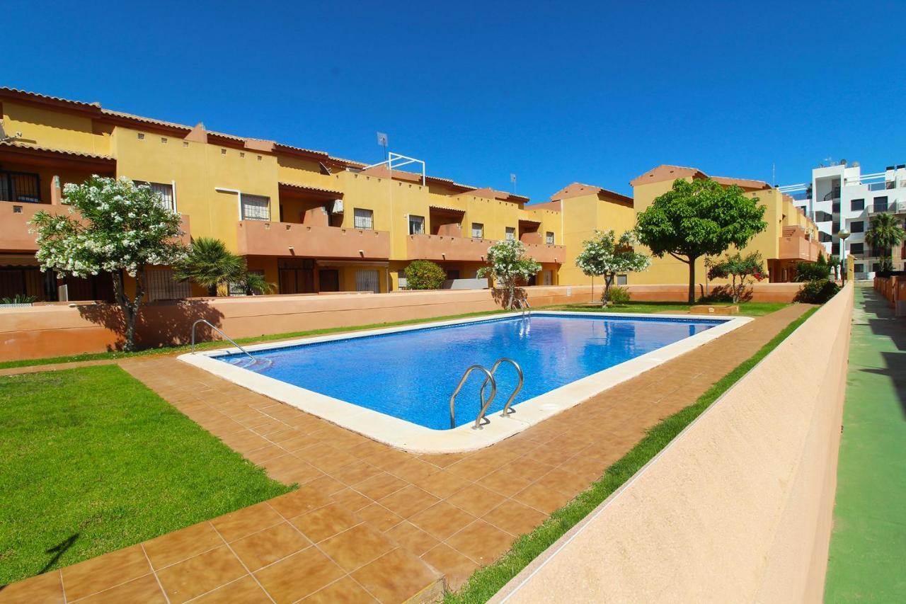 Nice 3 Bedroom Duplex Cabo Roig Orihuela Dış mekan fotoğraf