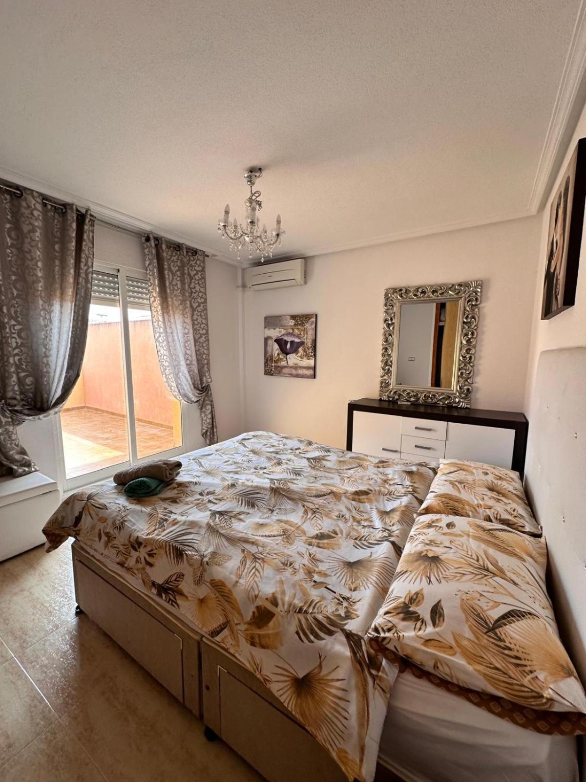 Nice 3 Bedroom Duplex Cabo Roig Orihuela Dış mekan fotoğraf