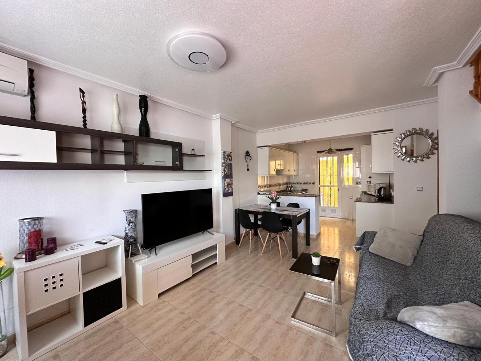 Nice 3 Bedroom Duplex Cabo Roig Orihuela Dış mekan fotoğraf