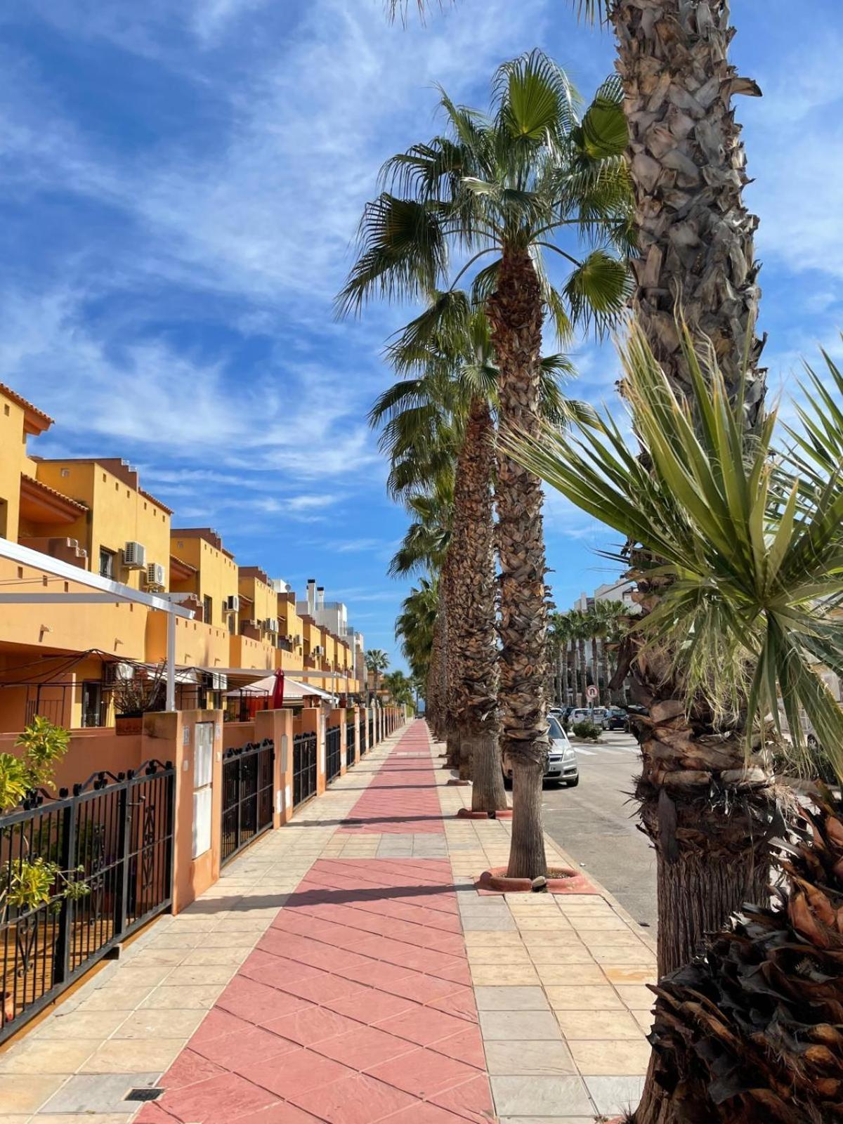 Nice 3 Bedroom Duplex Cabo Roig Orihuela Dış mekan fotoğraf